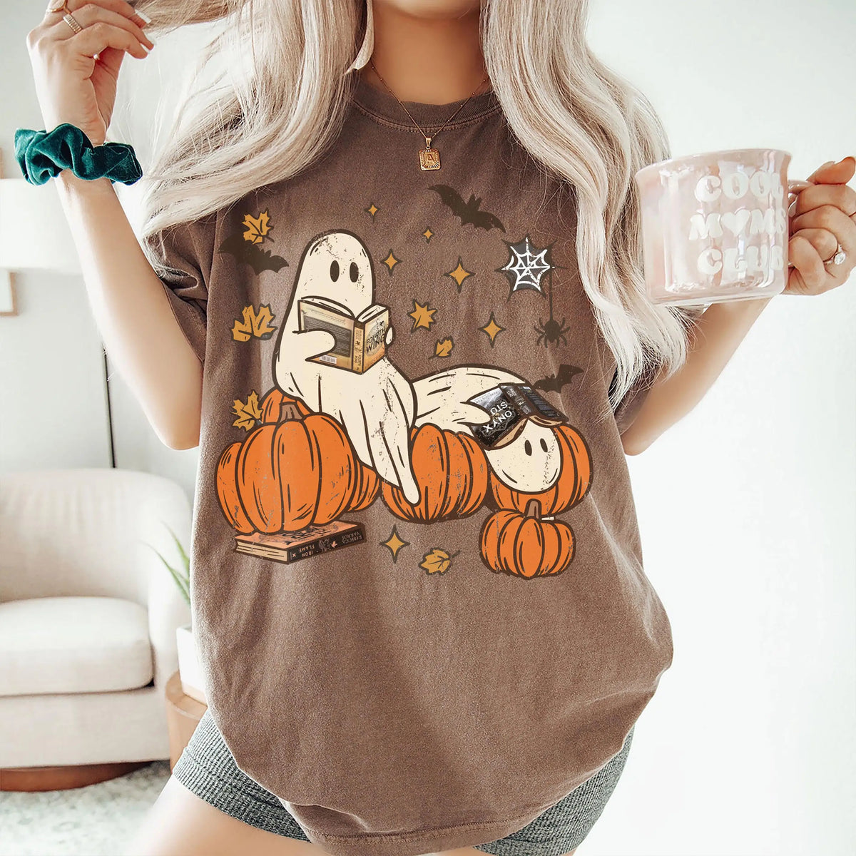 Cute Ghost & Pumpkin Halloween Graphic T-Shirt