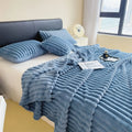 Cozy Chunky Throw Blanket