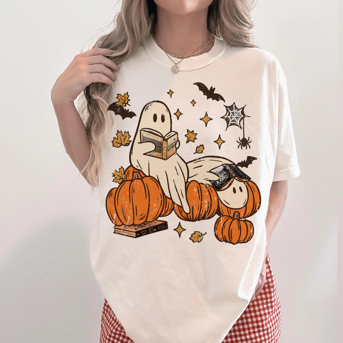 Cute Ghost & Pumpkin Halloween Graphic T-Shirt