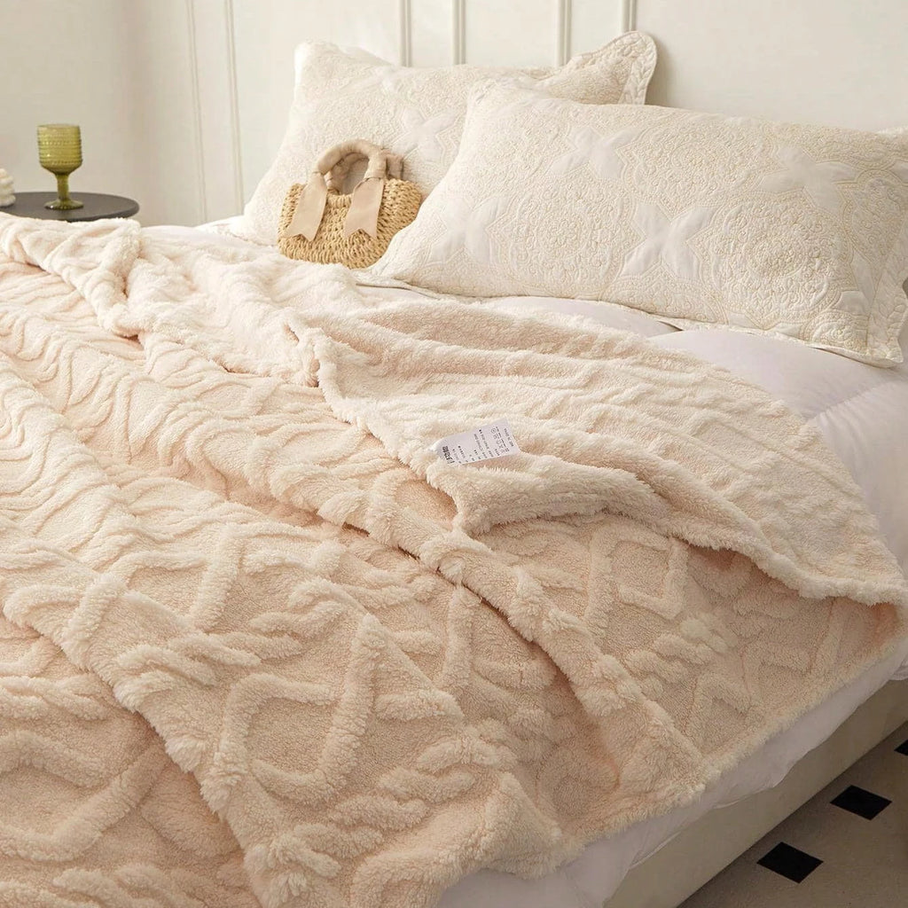 Soft Jacquard Fleece Throw Blanket – Cozy Geometric Bed & Sofa Blanket
